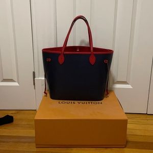 Louis Vuitton Neverfull Epi Leather MM